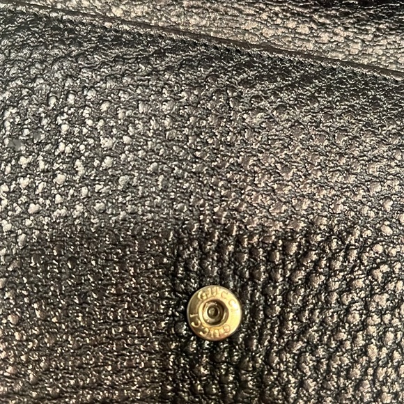 Gucci large horse-bit black pebble leather wallet. - Picture 8 of 10